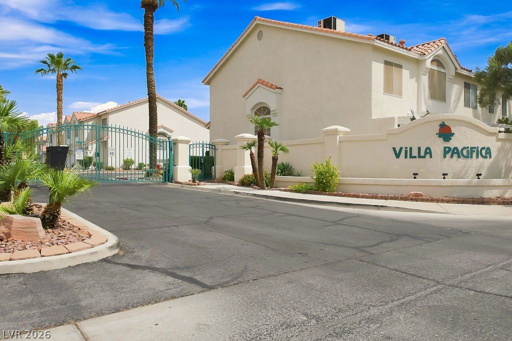 5248 Sunny Beach Lane, Las Vegas, NV 89118 — photo 5