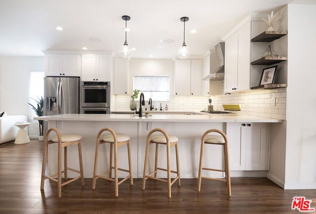 8828 Alcott Street, Los Angeles, CA 90035