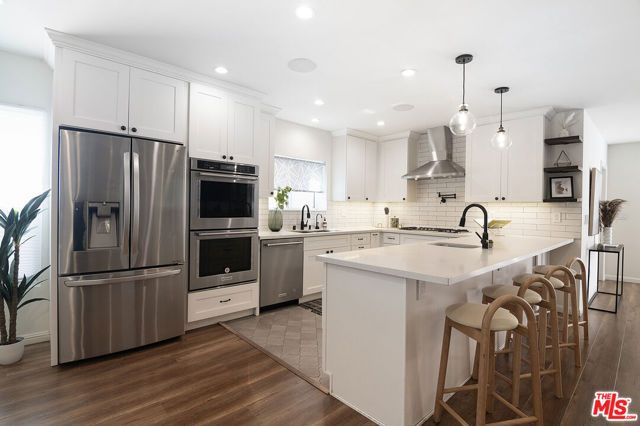 8828 Alcott Street, Los Angeles, CA 90035