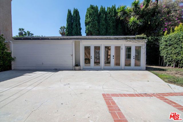 8828 Alcott Street, Los Angeles, CA 90035