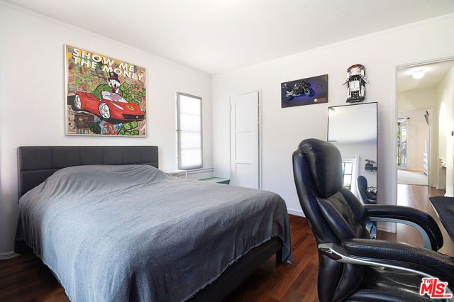 8828 Alcott Street, Los Angeles, CA 90035
