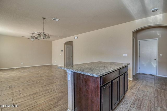 13636 Ness Avenue, Horizon City, TX 79928