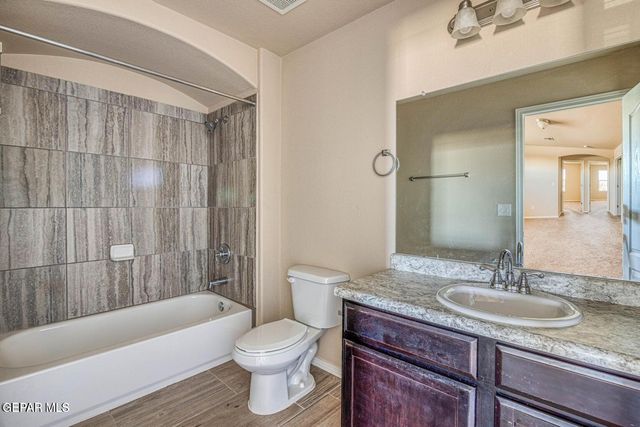 13636 Ness Avenue, Horizon City, TX 79928
