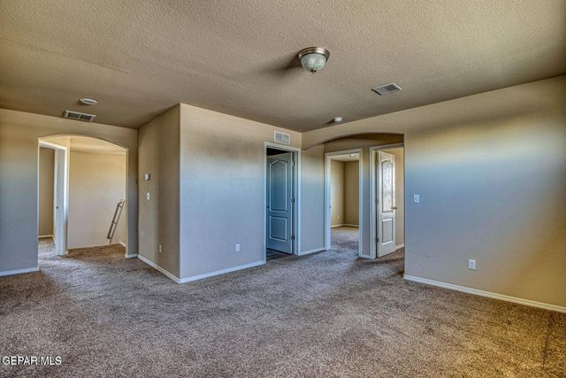 13636 Ness Avenue, Horizon City, TX 79928