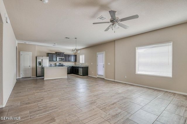 13636 Ness Avenue, Horizon City, TX 79928