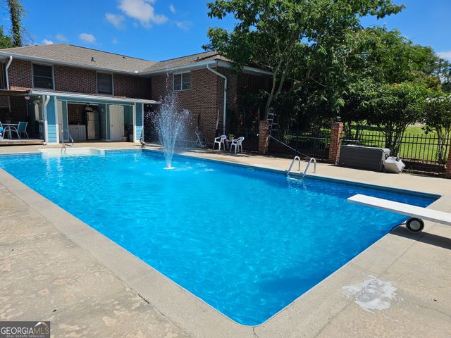 700 Brookwood Drive, Thomaston, GA 30286