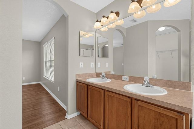 16234 BRIDGEWALK DRIVE, Lithia, FL 33547