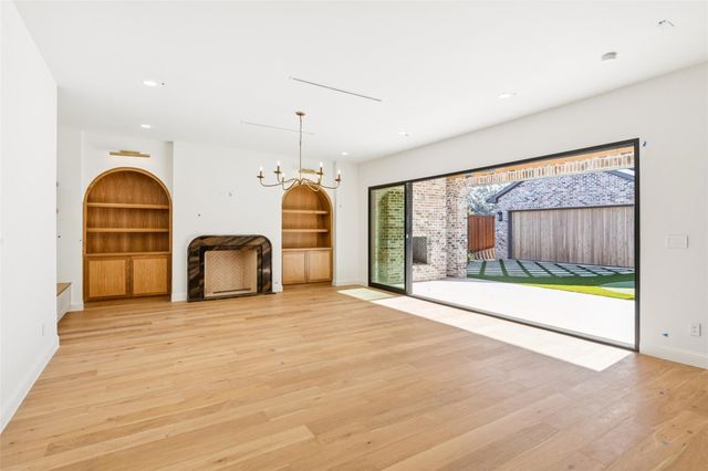 6860 Southridge Drive, Dallas, TX 75214