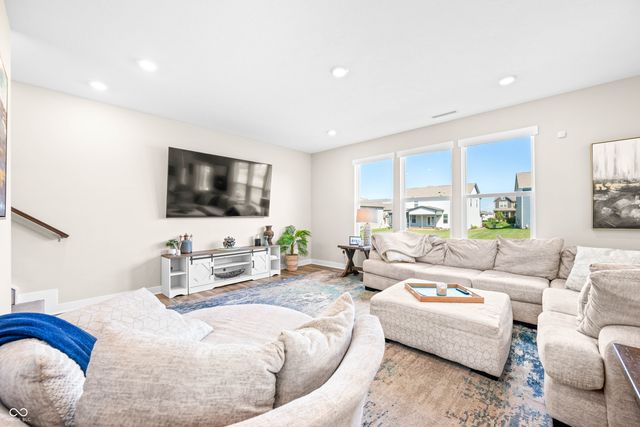 4231 Viewforth Lane, Bargersville, IN 46106