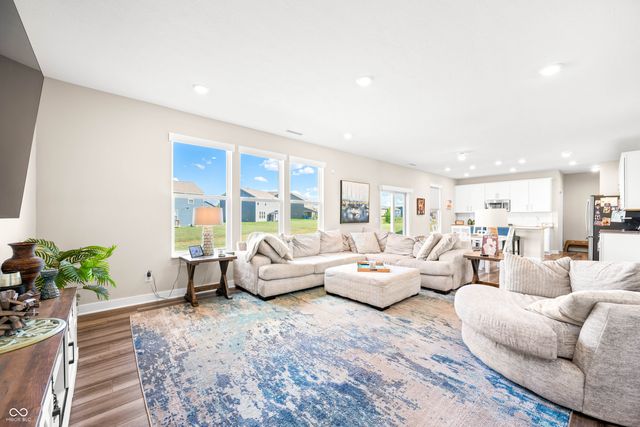 4231 Viewforth Lane, Bargersville, IN 46106