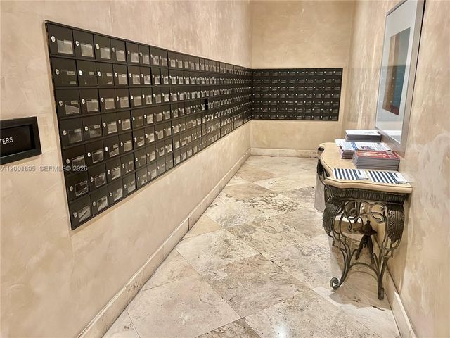 770 Claughton Island Dr 2105, Miami, FL 33131