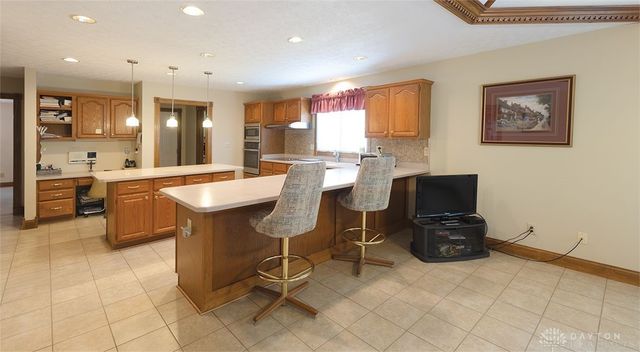 8 Berwick Court, Miamisburg, OH 45342