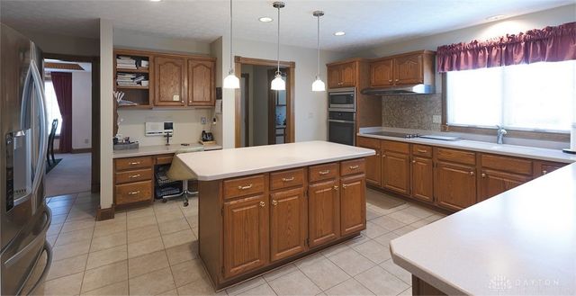 8 Berwick Court, Miamisburg, OH 45342