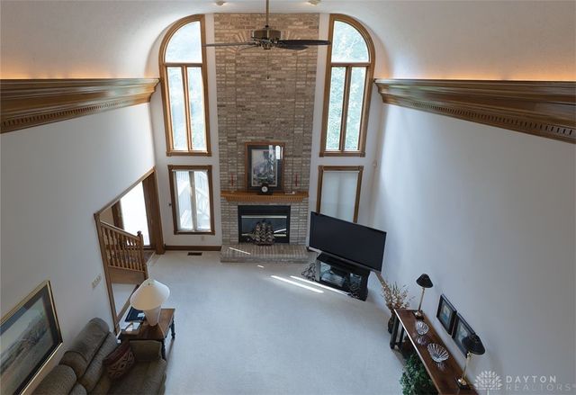 8 Berwick Court, Miamisburg, OH 45342