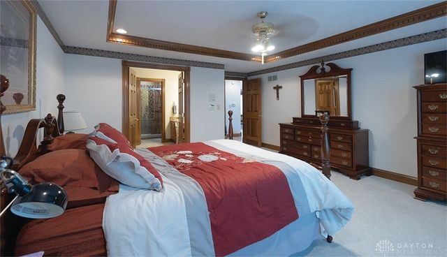 8 Berwick Court, Miamisburg, OH 45342