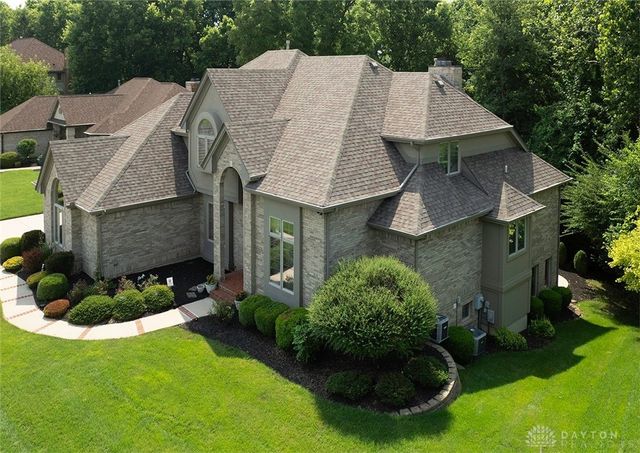 8 Berwick Court, Miamisburg, OH 45342