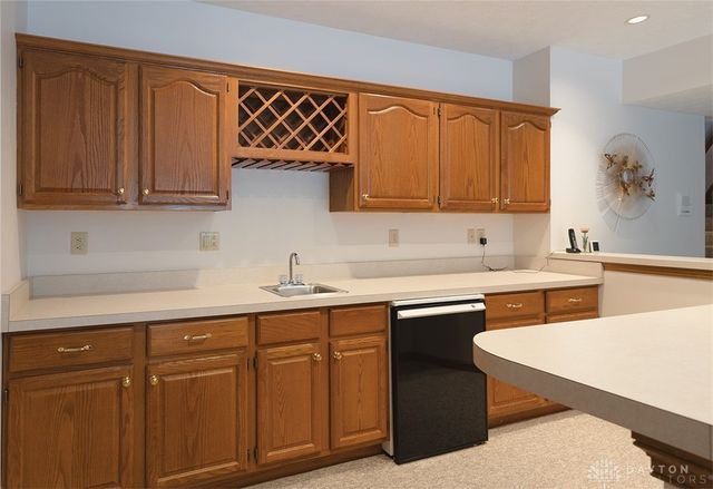 8 Berwick Court, Miamisburg, OH 45342