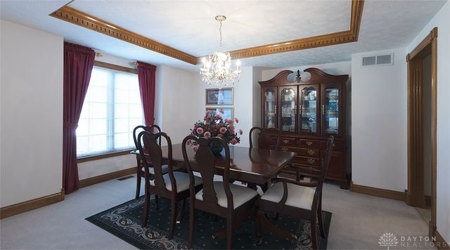 8 Berwick Court, Miamisburg, OH 45342