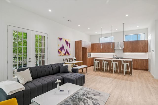 1775 Novela Way, Dallas, TX 75215