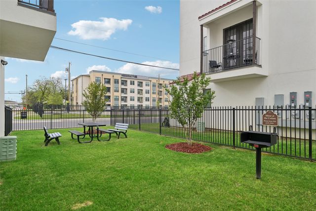 1775 Novela Way, Dallas, TX 75215