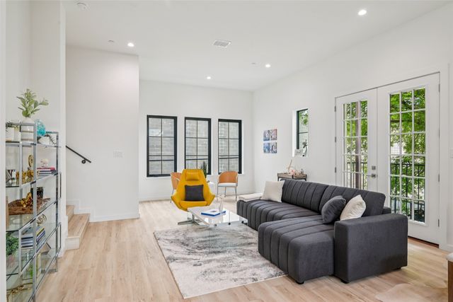 1775 Novela Way, Dallas, TX 75215