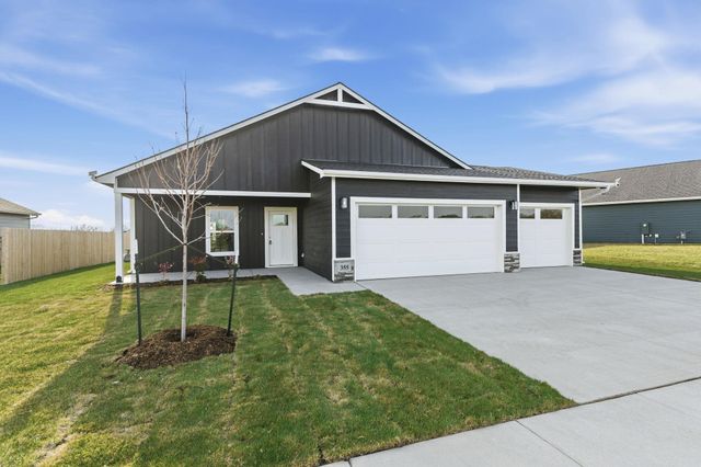 355 N Woodstone St, Derby, KS 67037