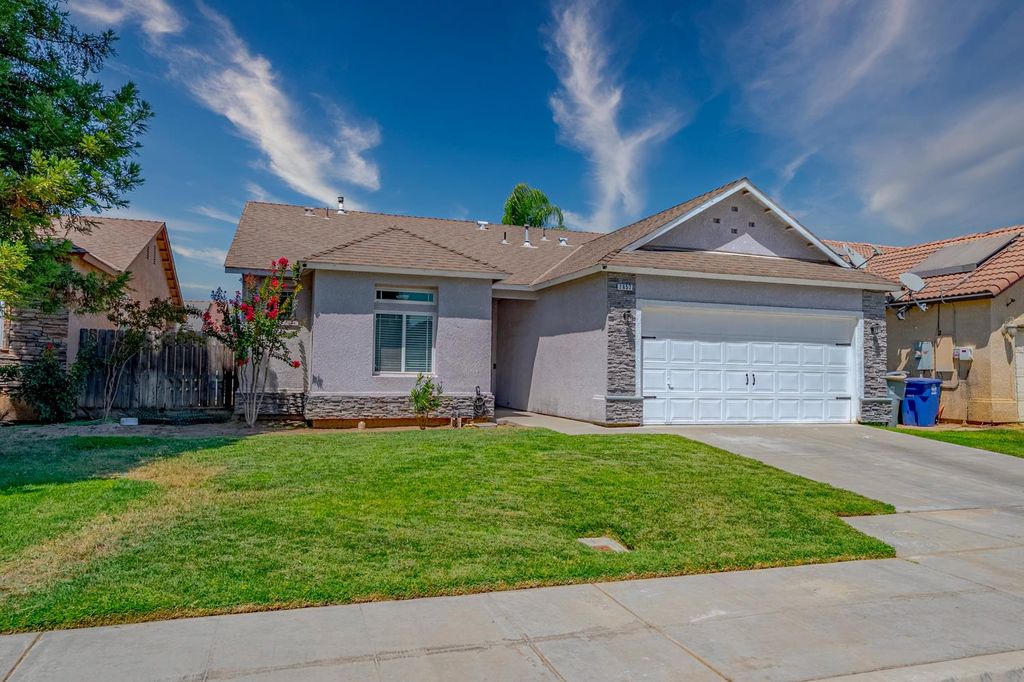 Image 2 of property listing at 2657 Peanut, Madera, CA 93637