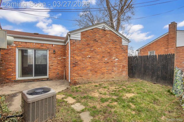 1701 Wellesley Street, Inkster, MI 48141