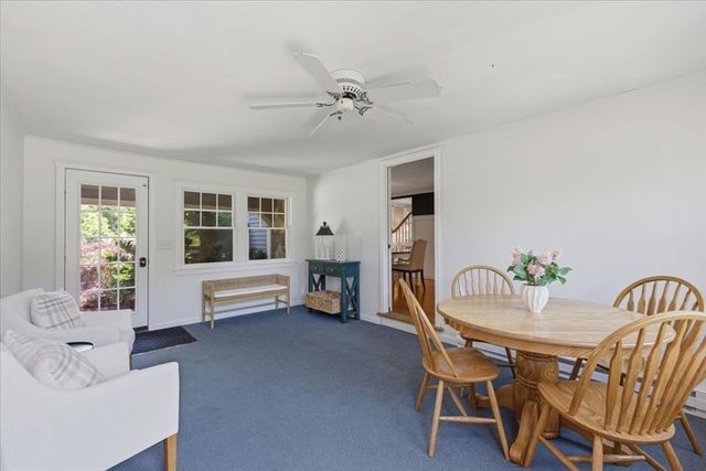 7 Lawrence Cir, Medfield, MA 02052