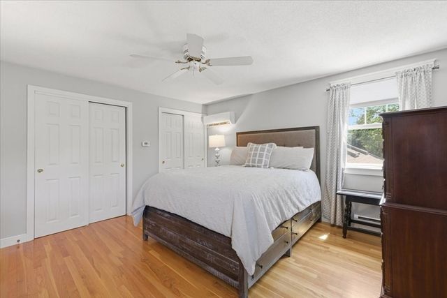 7 Lawrence Cir, Medfield, MA 02052