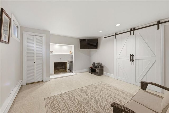 7 Lawrence Cir, Medfield, MA 02052