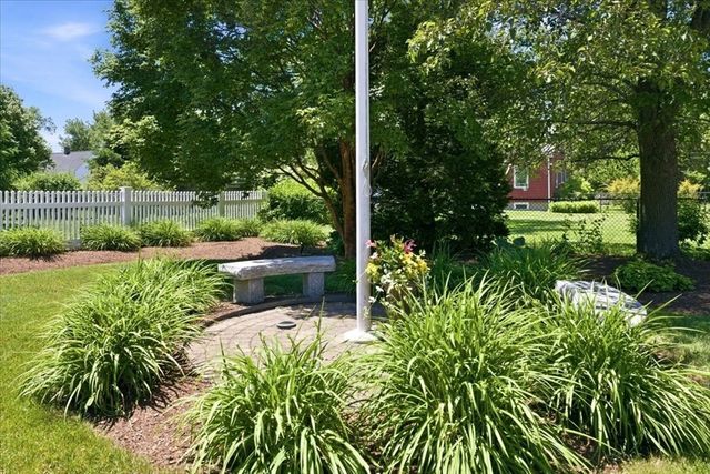 7 Lawrence Cir, Medfield, MA 02052