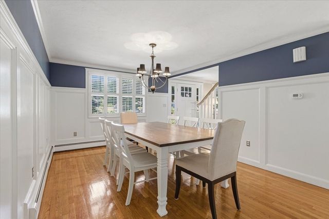 7 Lawrence Cir, Medfield, MA 02052