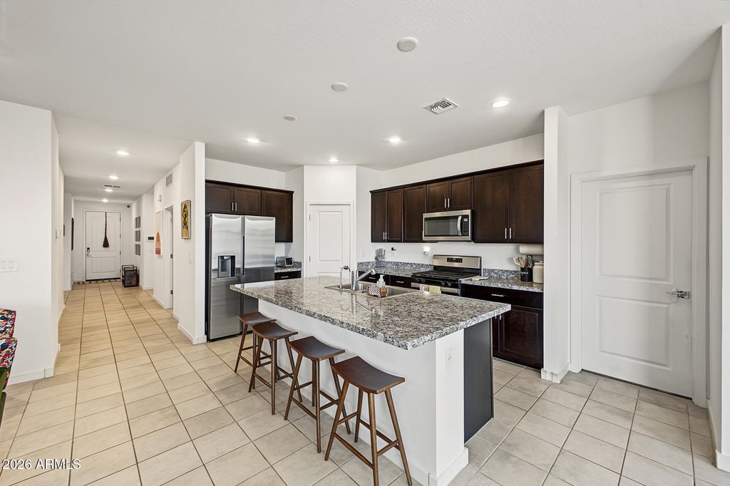 21085 N Roadrunner Lane, Maricopa, AZ 85138 — exterior