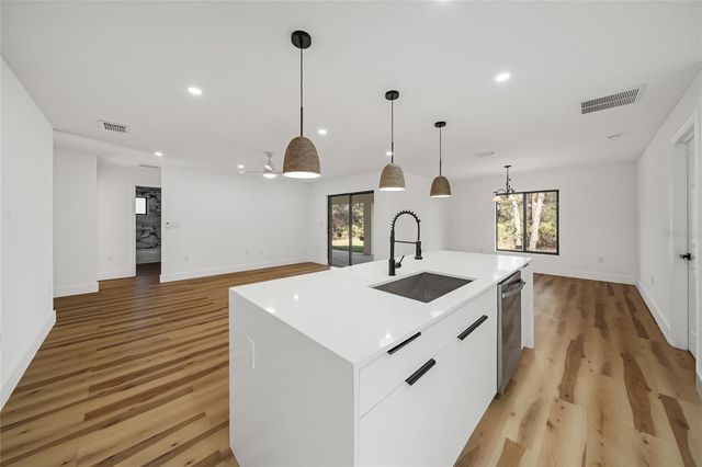 15460 CHAMBERLAIN BOULEVARD, Port Charlotte, FL 33953