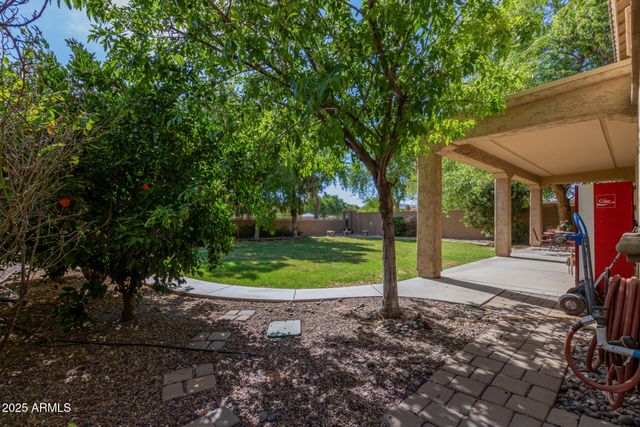 8718 N 180TH Drive, Waddell, AZ 85355