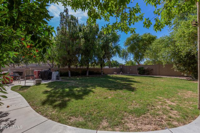 8718 N 180TH Drive, Waddell, AZ 85355