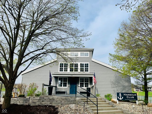 2829 Somerset Bay, Indianapolis, IN 46240