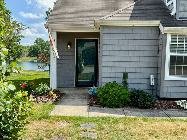 2829 Somerset Bay, Indianapolis, IN 46240