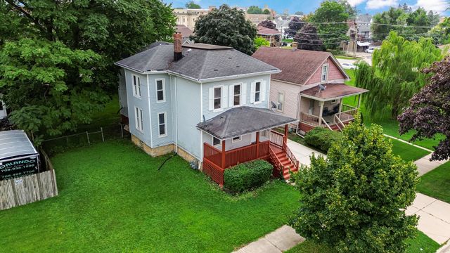 133 S 7th Avenue, Maywood, IL 60153