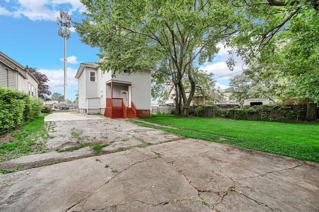 133 S 7th Avenue, Maywood, IL 60153