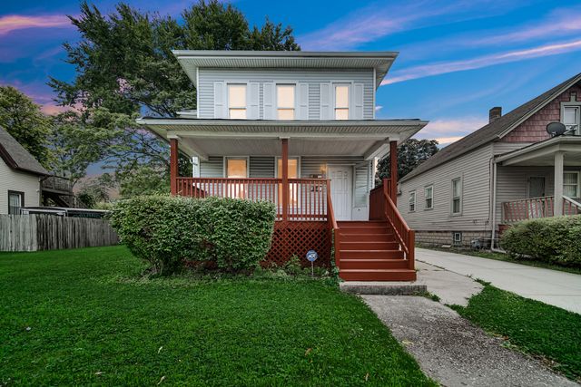 133 S 7th Avenue, Maywood, IL 60153