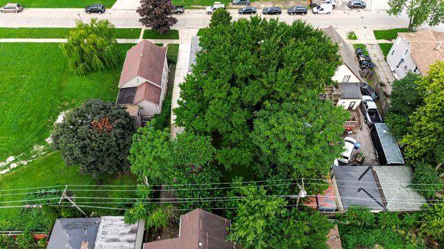 133 S 7th Avenue, Maywood, IL 60153