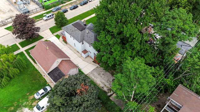 133 S 7th Avenue, Maywood, IL 60153