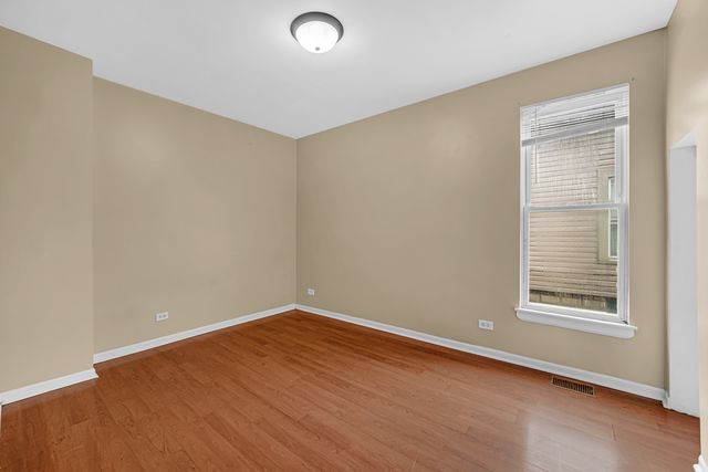 133 S 7th Avenue, Maywood, IL 60153