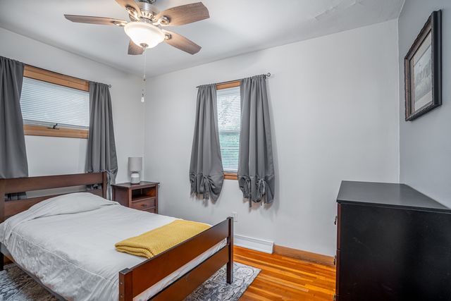 1923 Glenn Street, Bettendorf, IA 52722