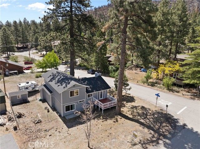 26707 Swallowhill Drive, Wrightwood, CA 92397