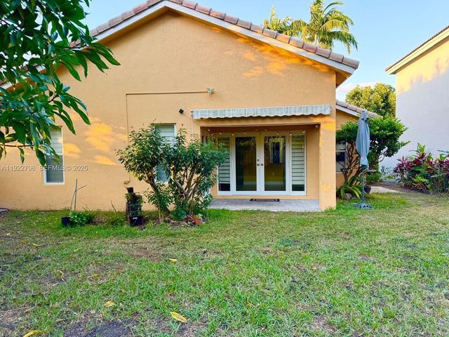 15430 SW 143rd Ter, Miami, FL 33196