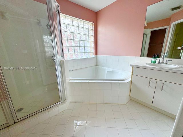 15430 SW 143rd Ter, Miami, FL 33196