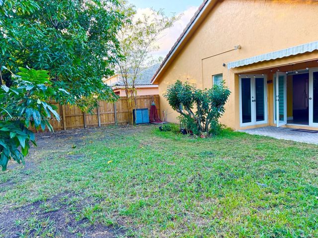 15430 SW 143rd Ter, Miami, FL 33196
